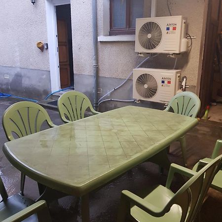 فيلا Chez Nino Wifi Gratuit Beaulieu-sur-Loire المظهر الخارجي الصورة