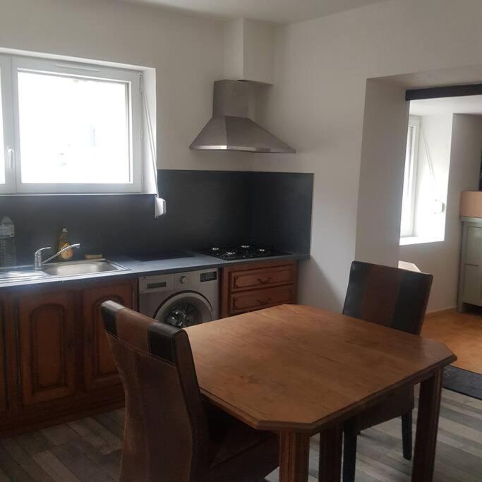 فيلا Chez Nino Wifi Gratuit Beaulieu-sur-Loire المظهر الخارجي الصورة